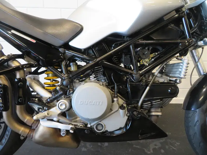 Ducati Monster S2R - foto 5