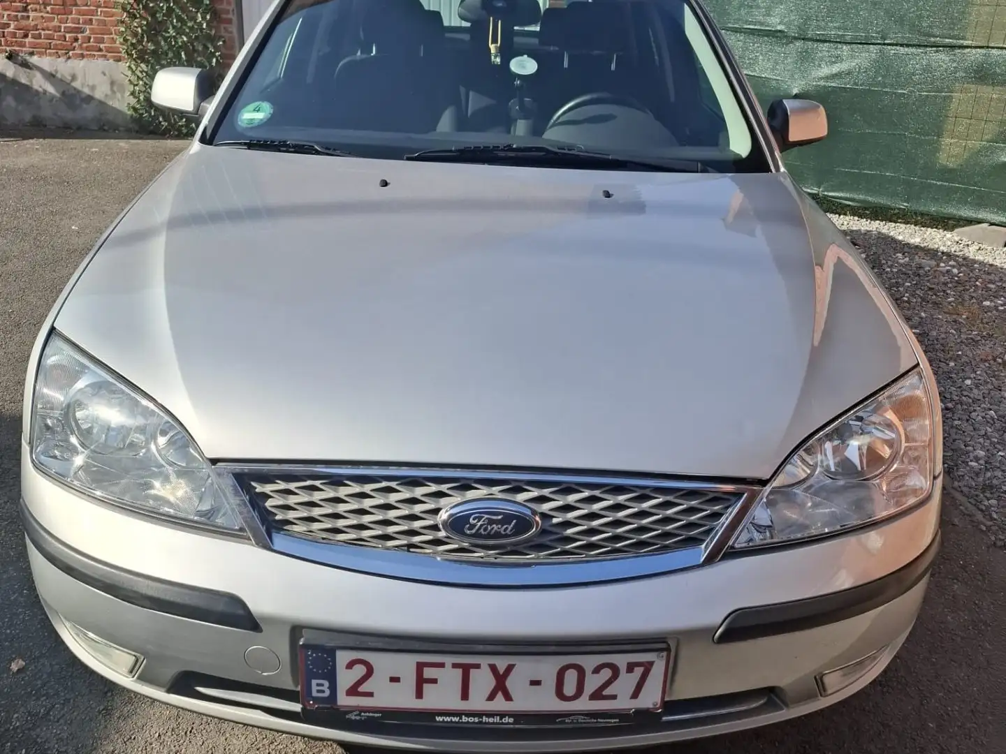 Ford Mondeo 1.8 Ambiente - 2