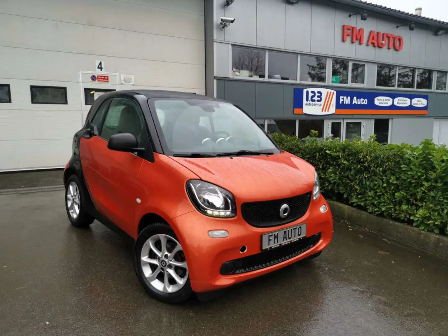smart forTwo 1.0 Passion Orange - 1