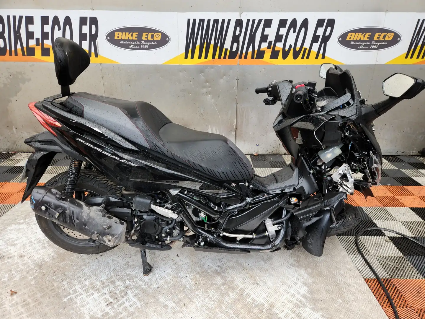 Honda Forza 350 Чёрный - 1