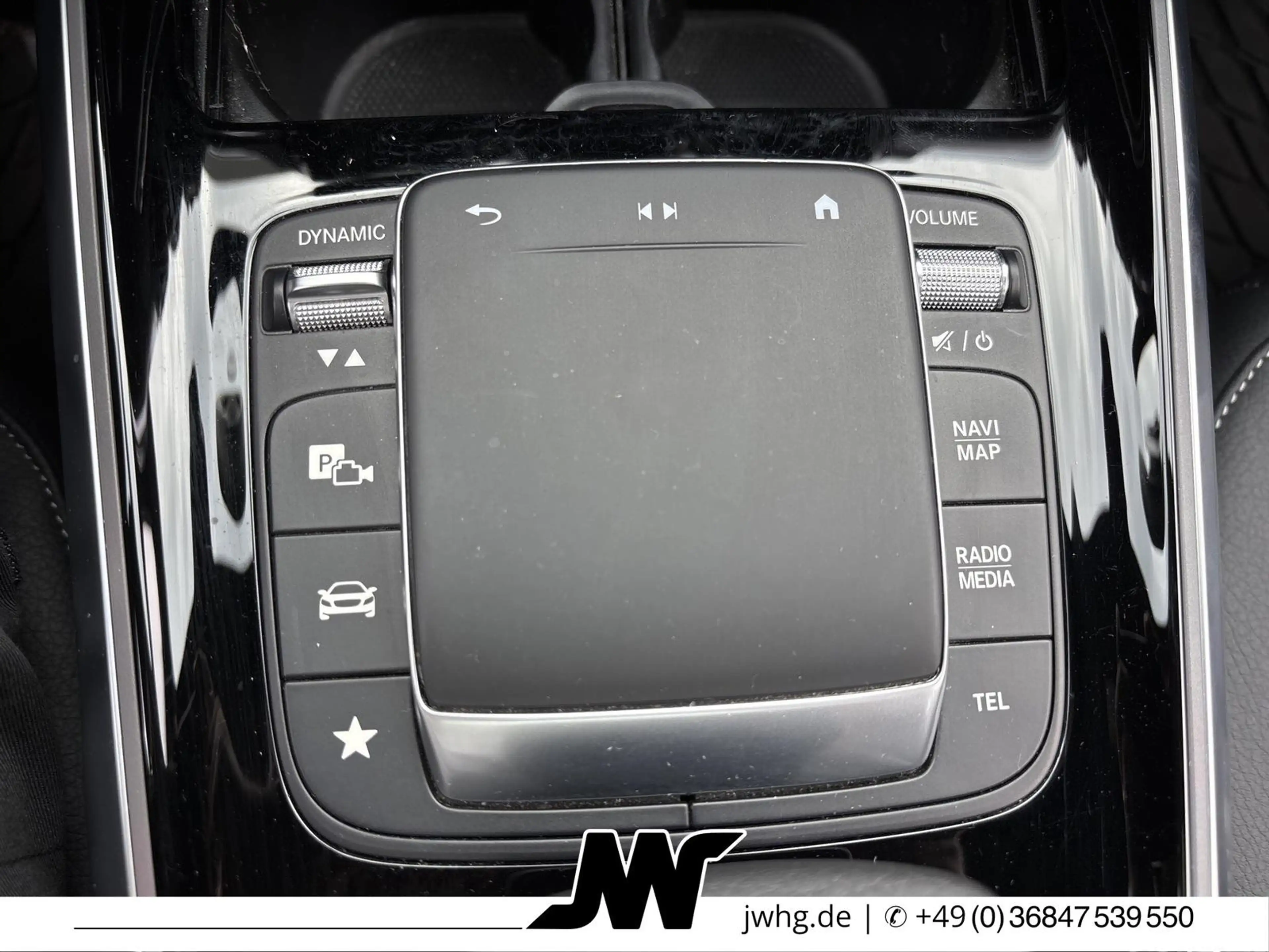 Mercedes-Benz EQB 350 4M 2x AMG Line — photo 9