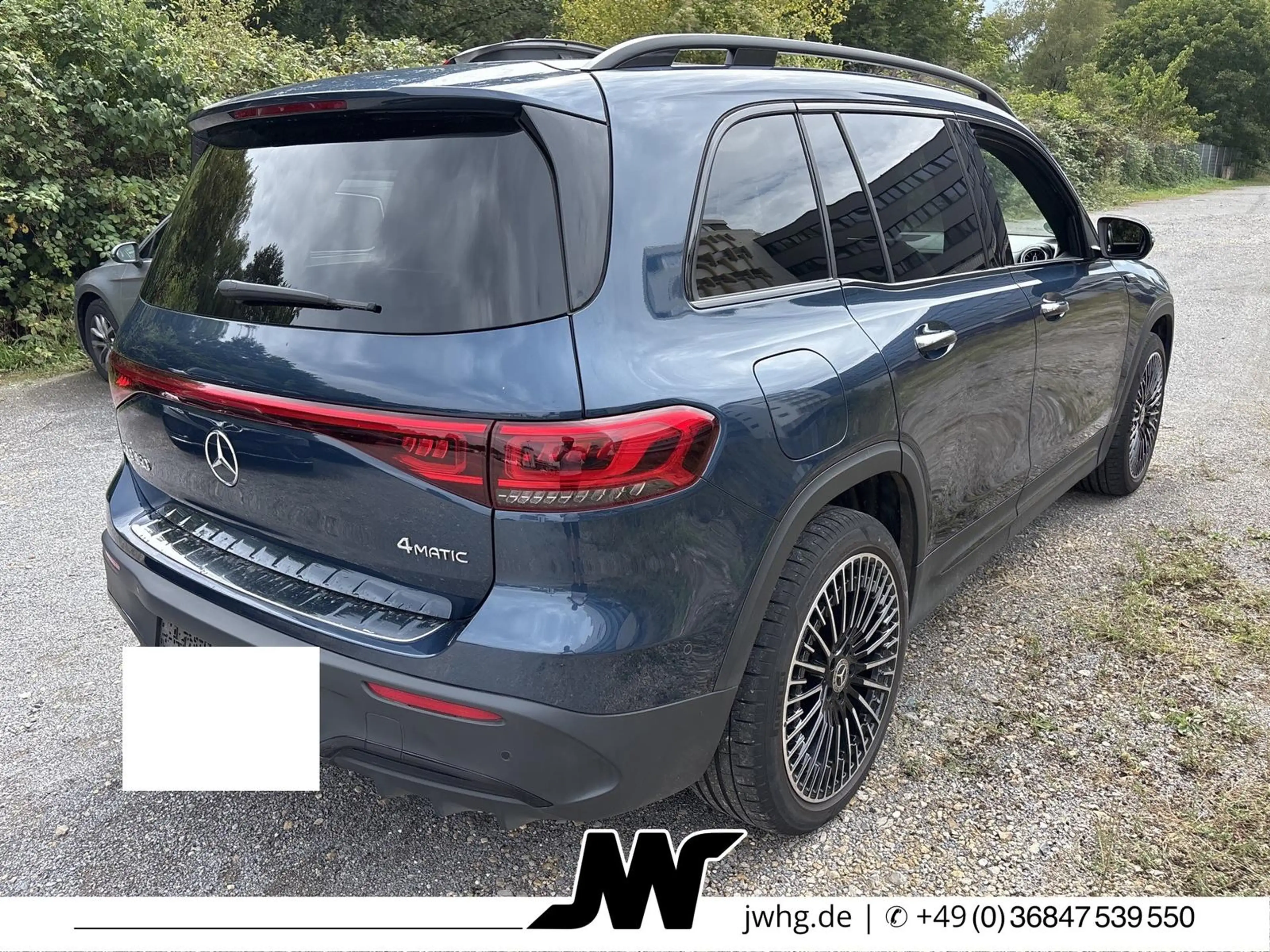 Mercedes-Benz EQB 350 4M 2x AMG Line — photo 2