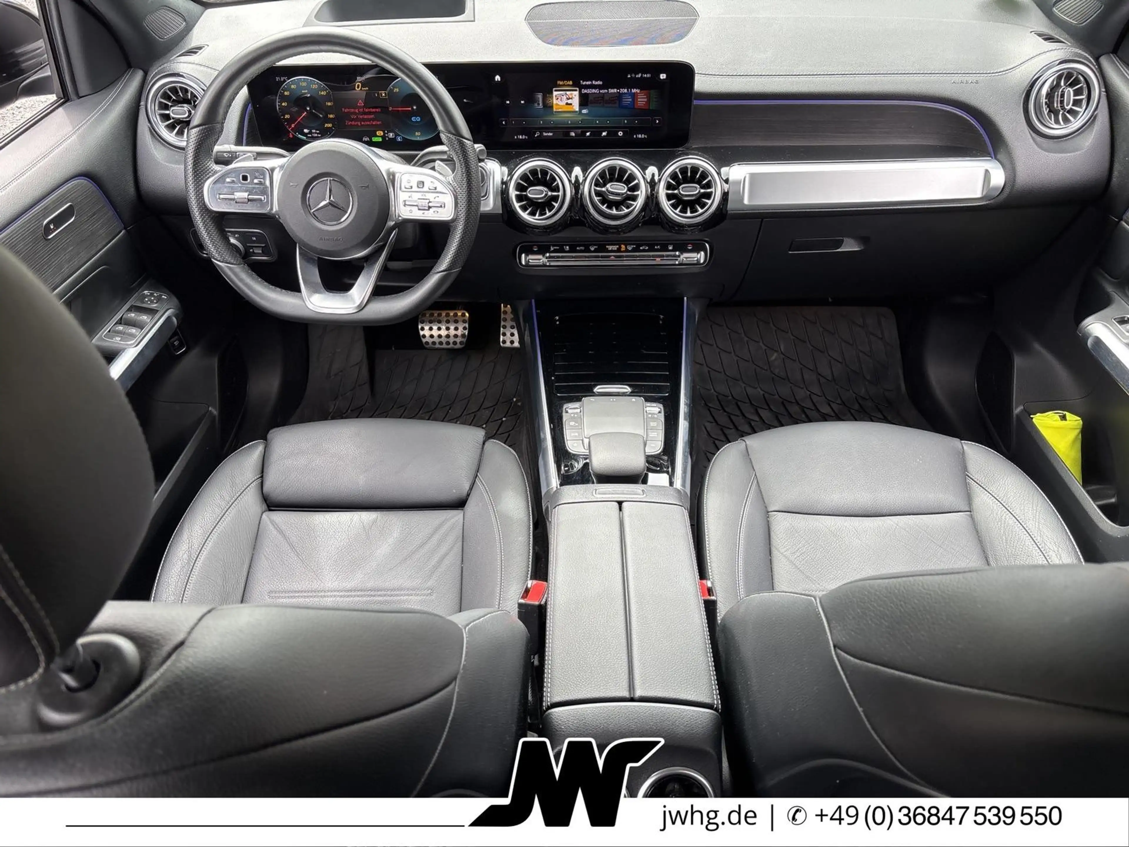 Mercedes-Benz EQB 350 4M 2x AMG Line — photo 3