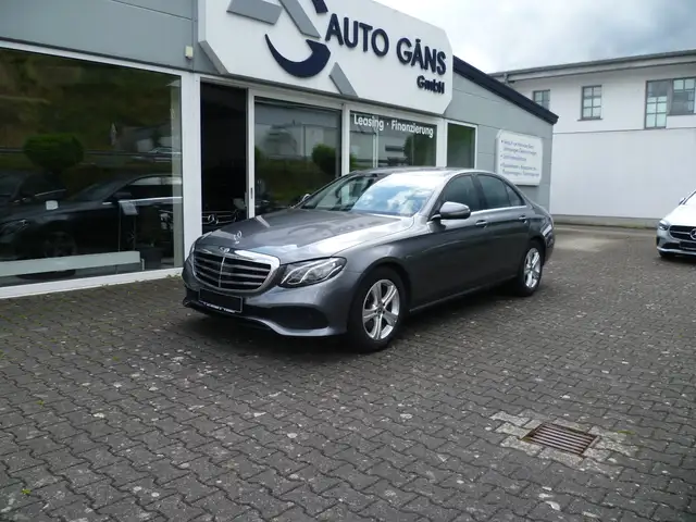 Mercedes-Benz E 200 Fahrassistenzpaket Totwinkel,MapPilot,LEDHigh,PTS,