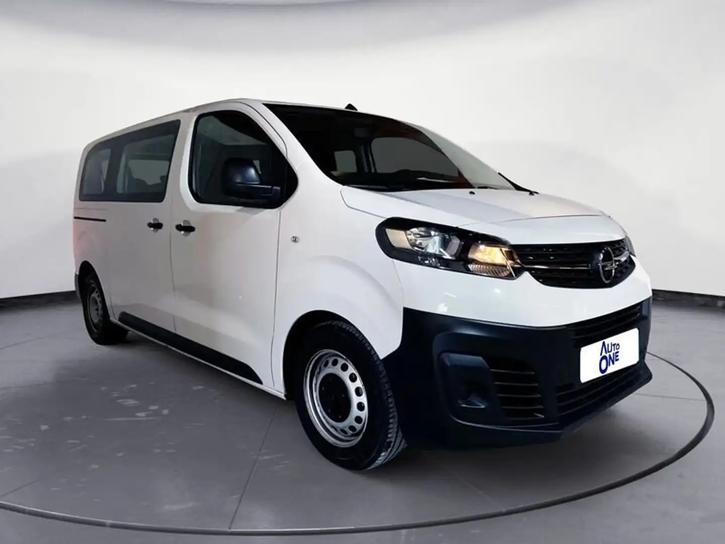 Opel Vivaro 1.5d 120Cv L2H1 9 Posti Combi Bianco - 1