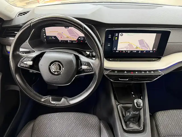 Skoda Octavia view 12