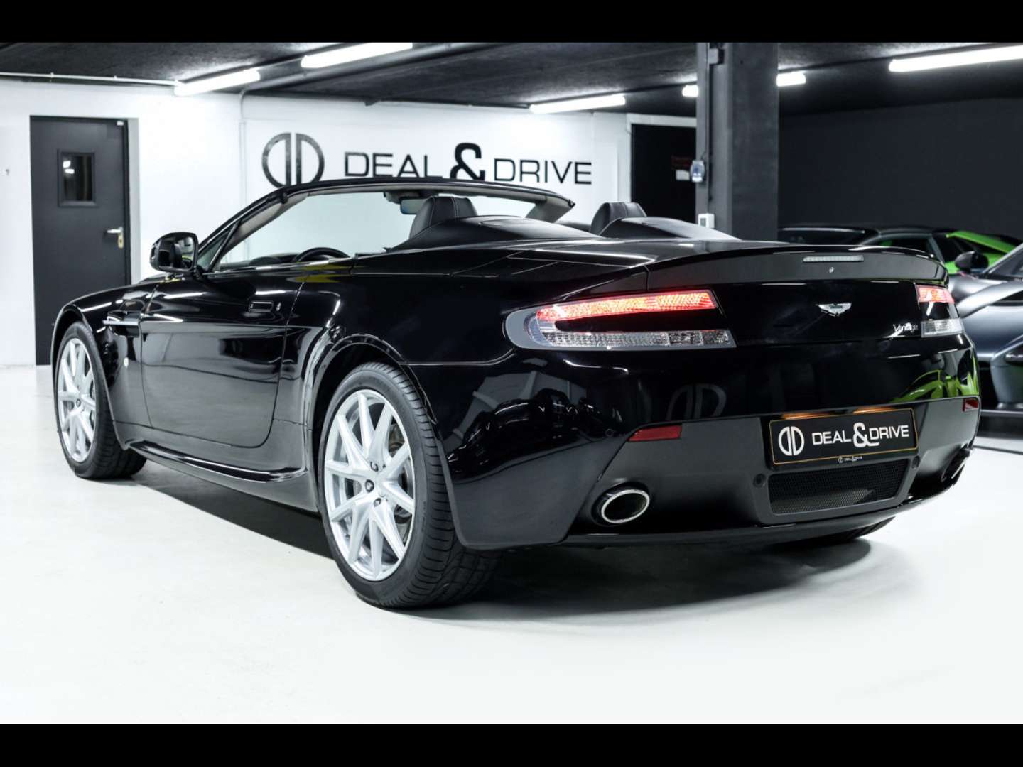 Aston Martin Vantage Roadster 4.7 Manual -  - Joinsteer - #2