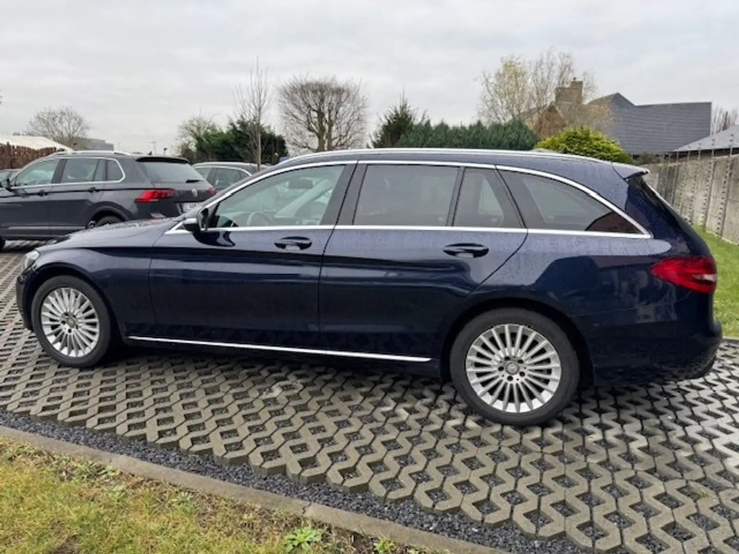 Mercedes-Benz C 220 d Bleu - 2