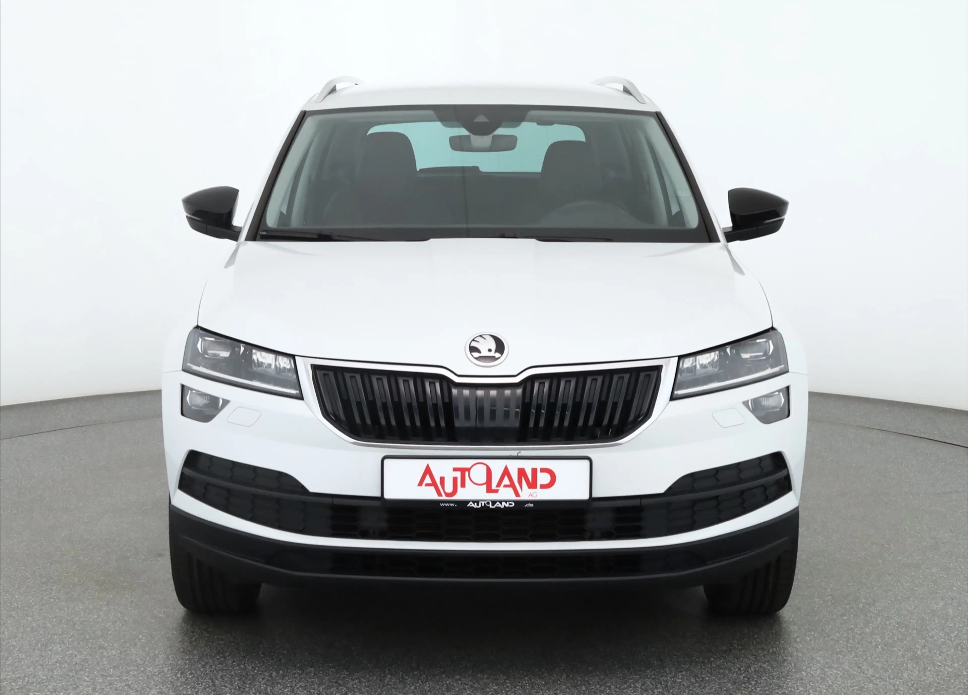 Skoda Karoq 1.5 TSI DSG LED Navi Sitzheizung AHK ACC — photo 8