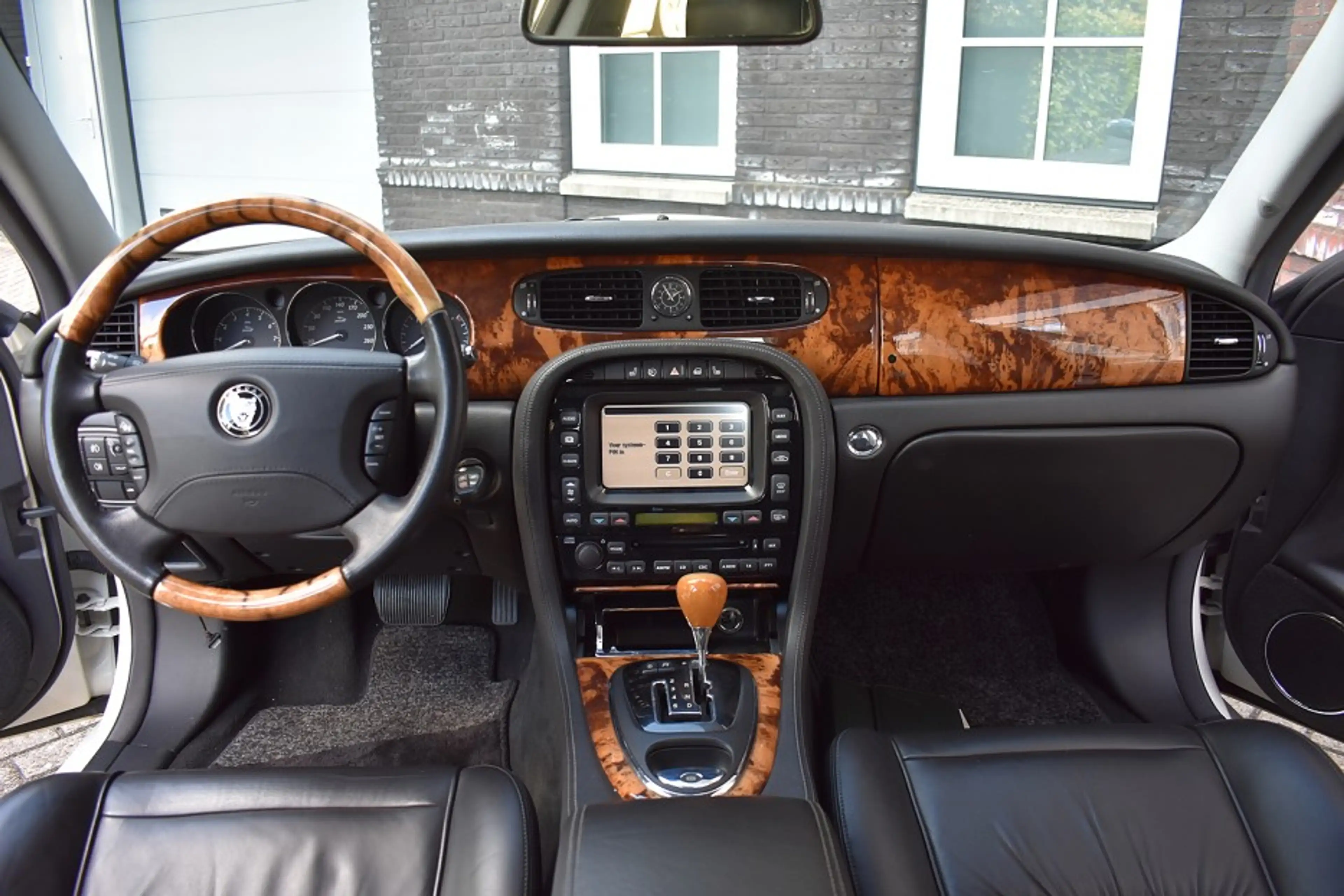 Jaguar XJ 4.2 V8 - Uniek - Nieuwstaat! Wij zijn op afspraak — photo 11