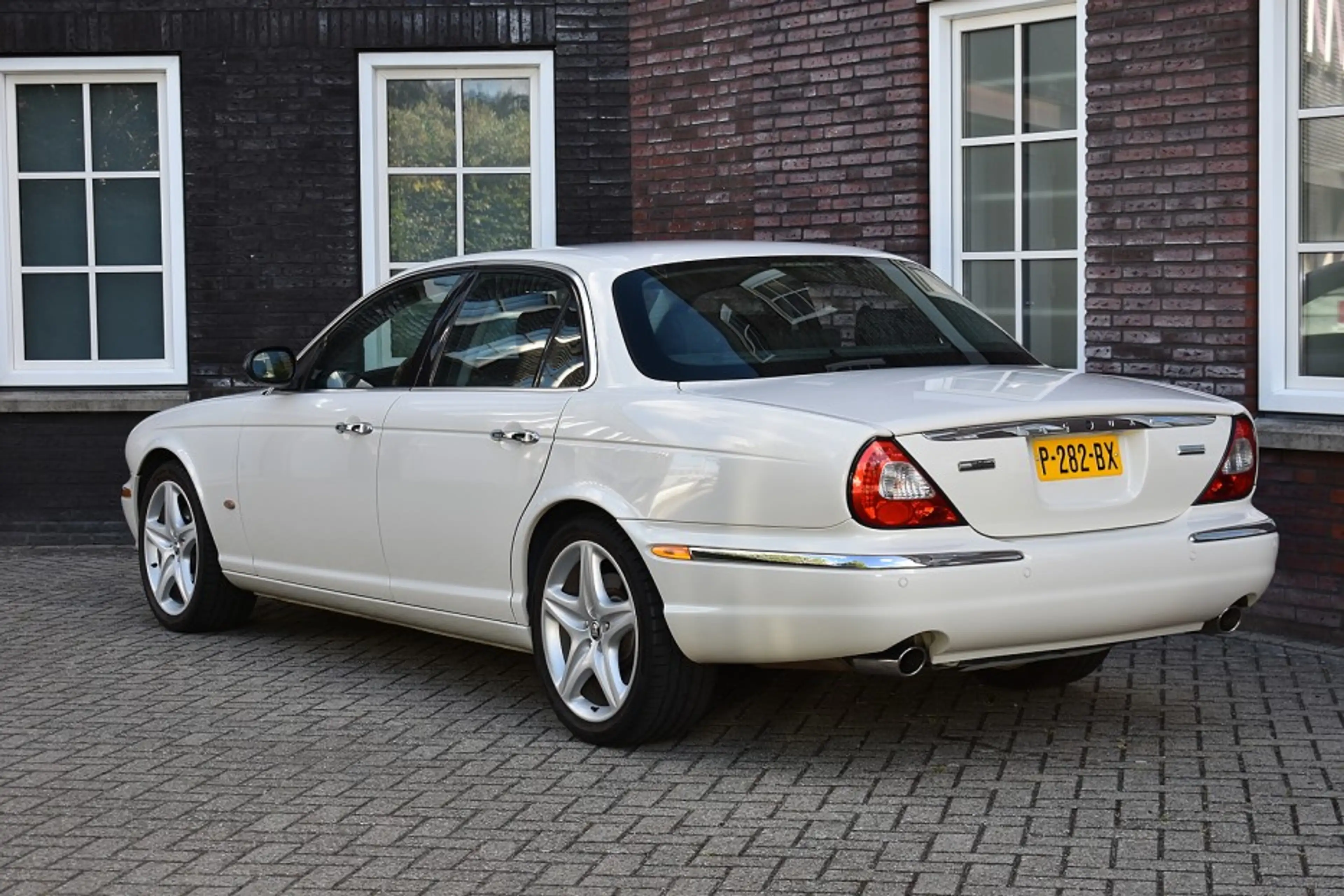 Jaguar XJ 4.2 V8 - Uniek - Nieuwstaat! Wij zijn op afspraak — photo 8