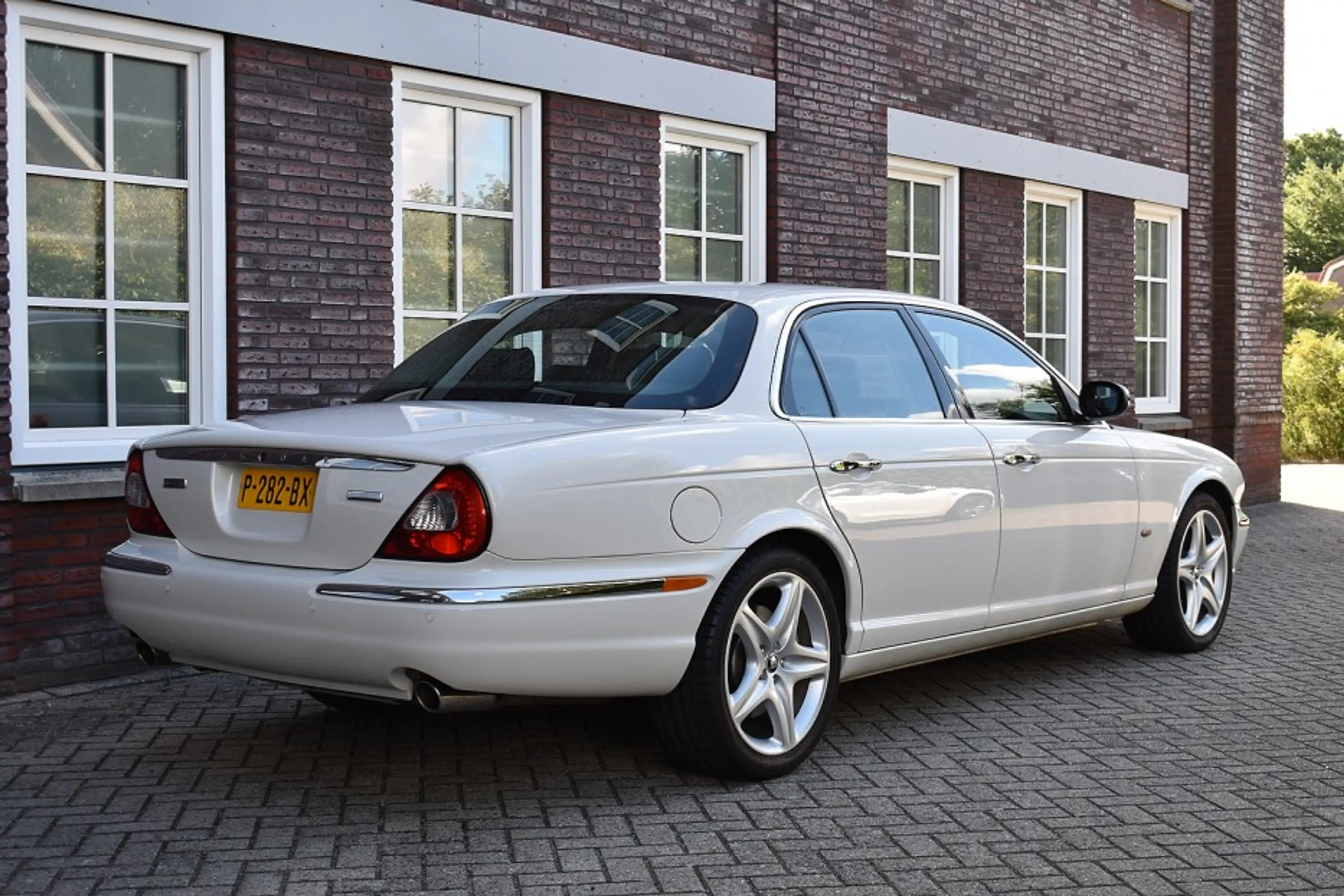 Jaguar XJ 4.2 V8 - Uniek - Nieuwstaat! Wij zijn op afspraak — photo 7