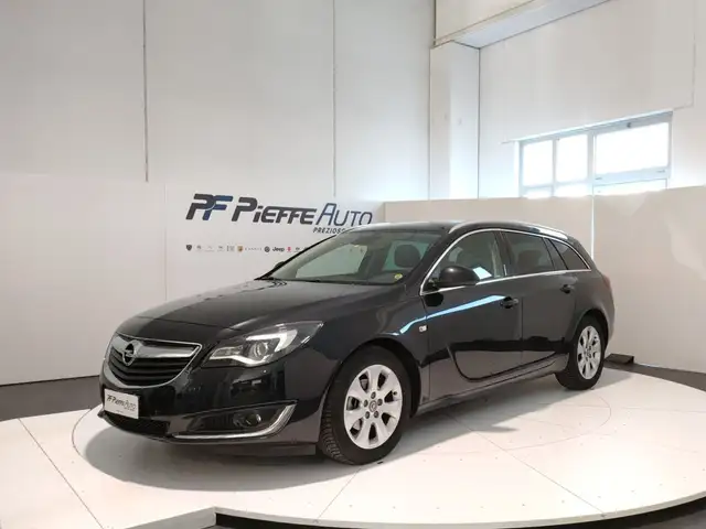Opel Insignia - 1.6 CDTI 136CV Start&Stop Sports Tourer Cosmo