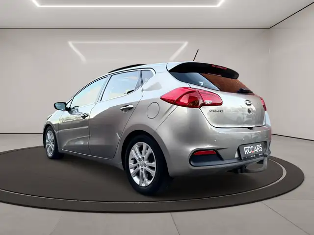 Kia Ceed view 9