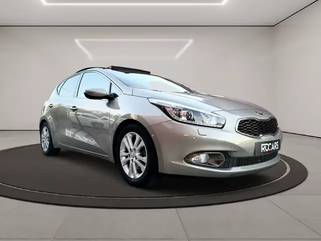 Kia Ceed view 4
