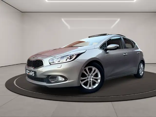 Kia Ceed main image