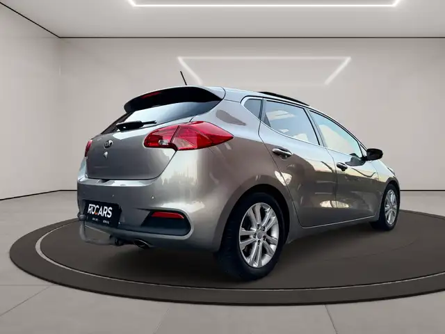 Kia Ceed view 7