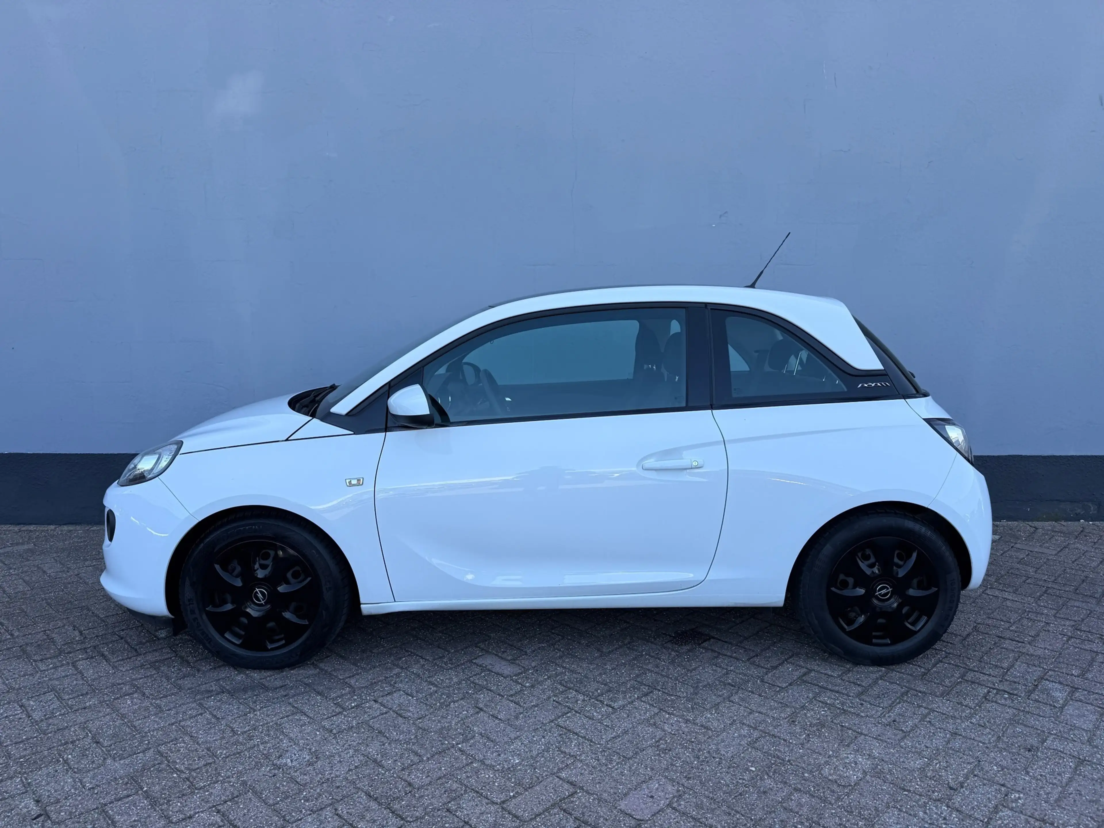 Opel Adam 1.2 - Airco - Navigatie — photo 2
