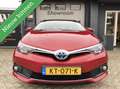Toyota Auris 1.8 Hybrid *KEYLESS*PANORAMADAK*CRUISE*CLIMATE* Rood - thumbnail 2