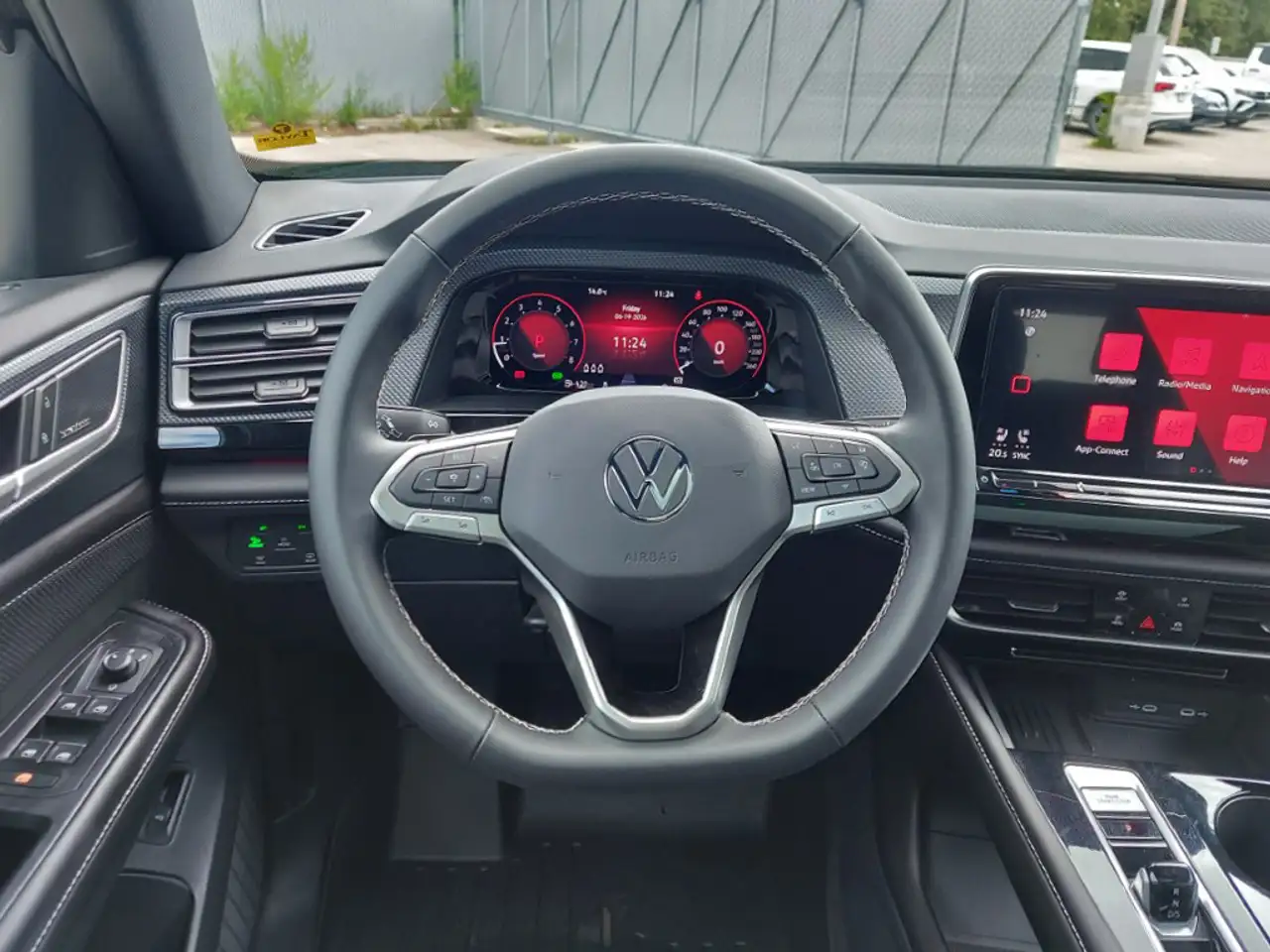Volkswagen Atlas снимка Volkswagen Atlas