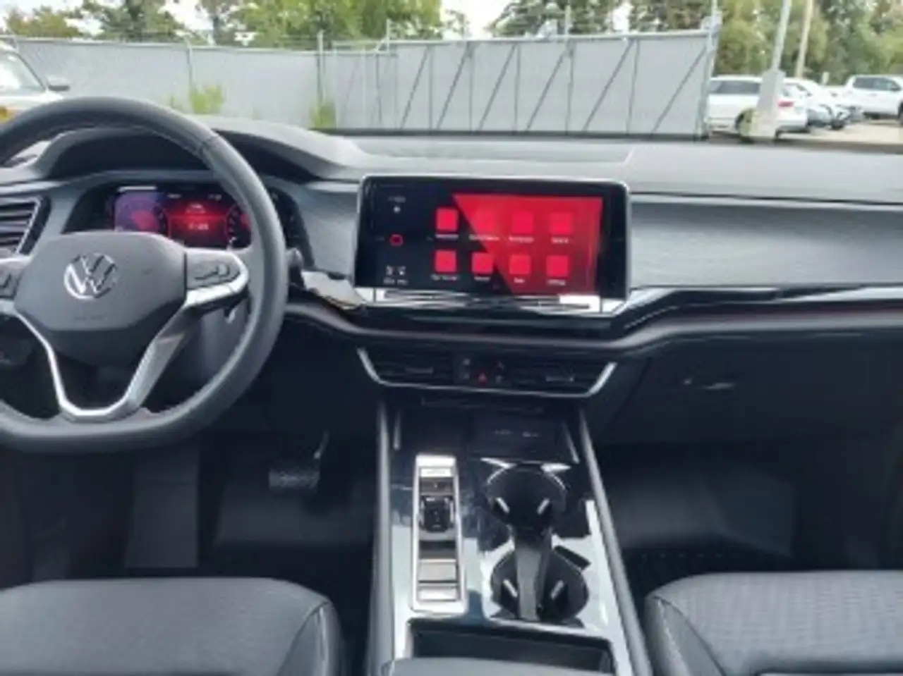 Volkswagen Atlas снимка Volkswagen Atlas
