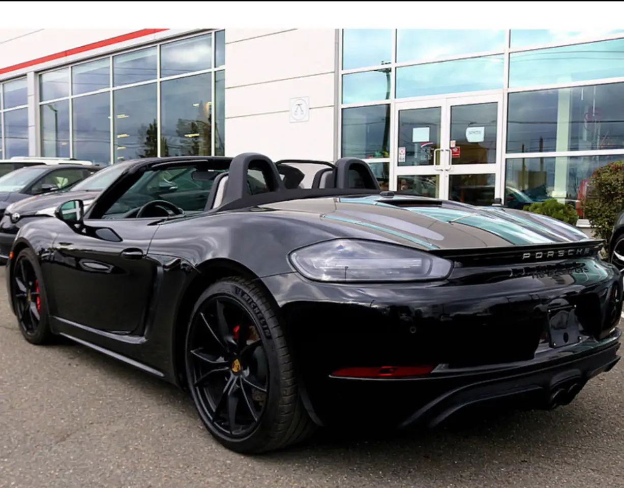 Porsche 718 Boxster снимка Porsche 718 Boxster