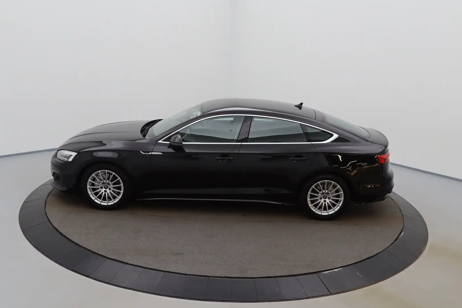 Audi A5 Sportback 35 TFSI S-TRONIC Business Ed. LEDER/CUIR Noir - 2