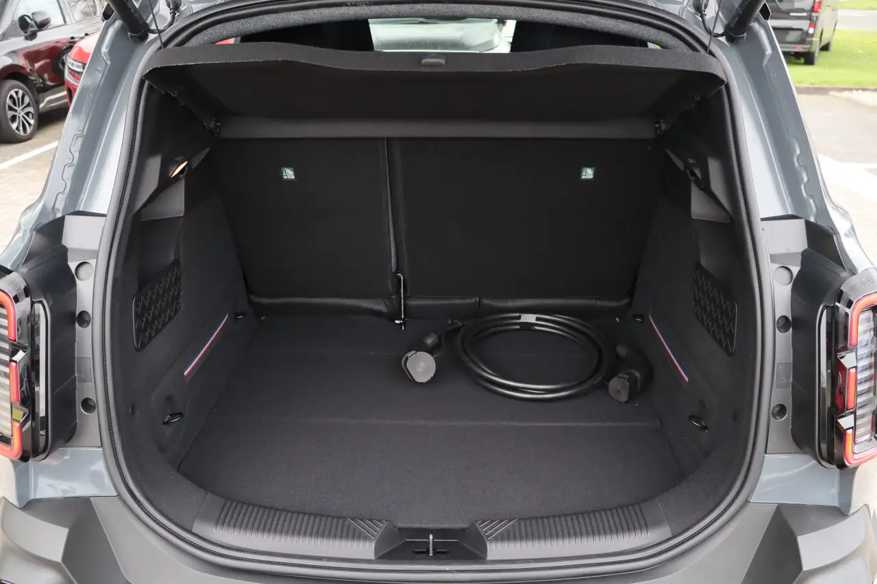 Renault R 4 comfort range techno 52 kWh EV | Demo | 5 jaar gar 32