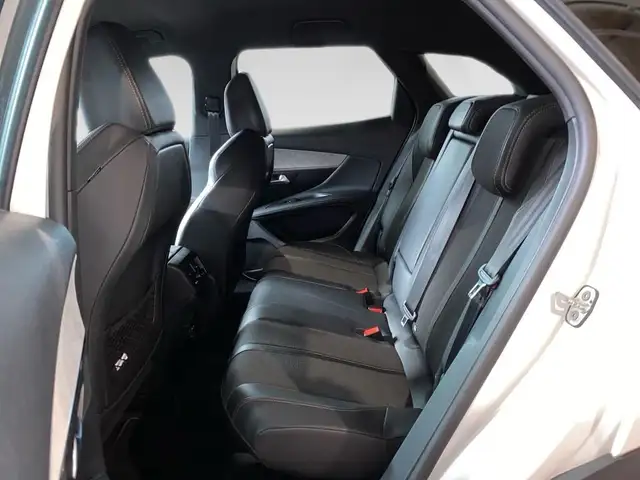 Peugeot 3008 view 8