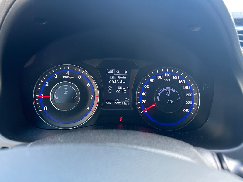Hyundai i40 cw blue Trend 1.6 — photo 9