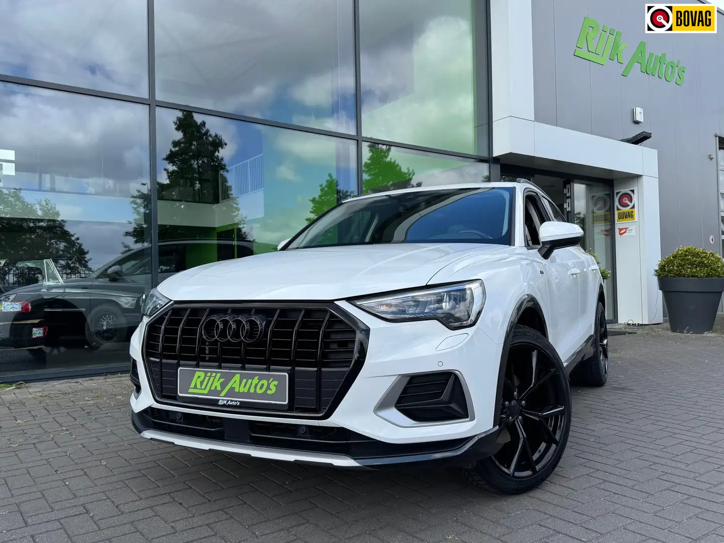 Audi Q3 35 TFSI Design Luxe * Trekhaak * Sportstoelen* Car Wit - 1