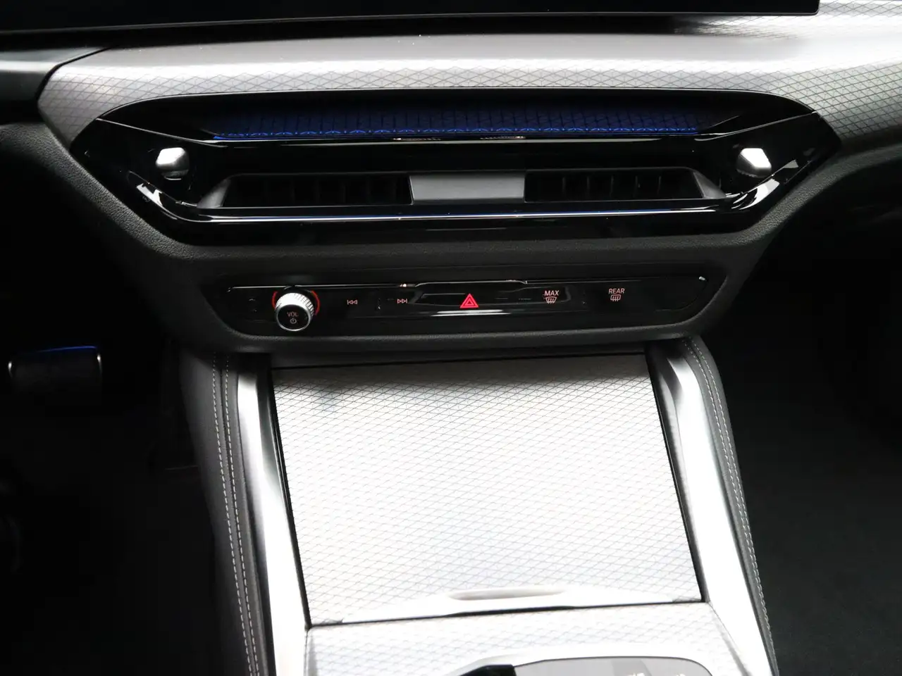 BMW i4 2026 — фото 14