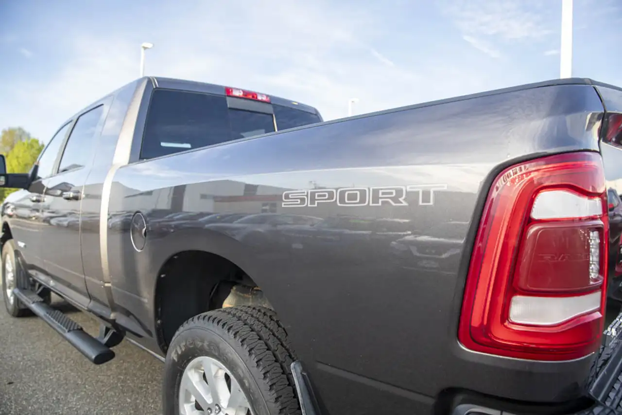 RAM 2500 снимка RAM 2500