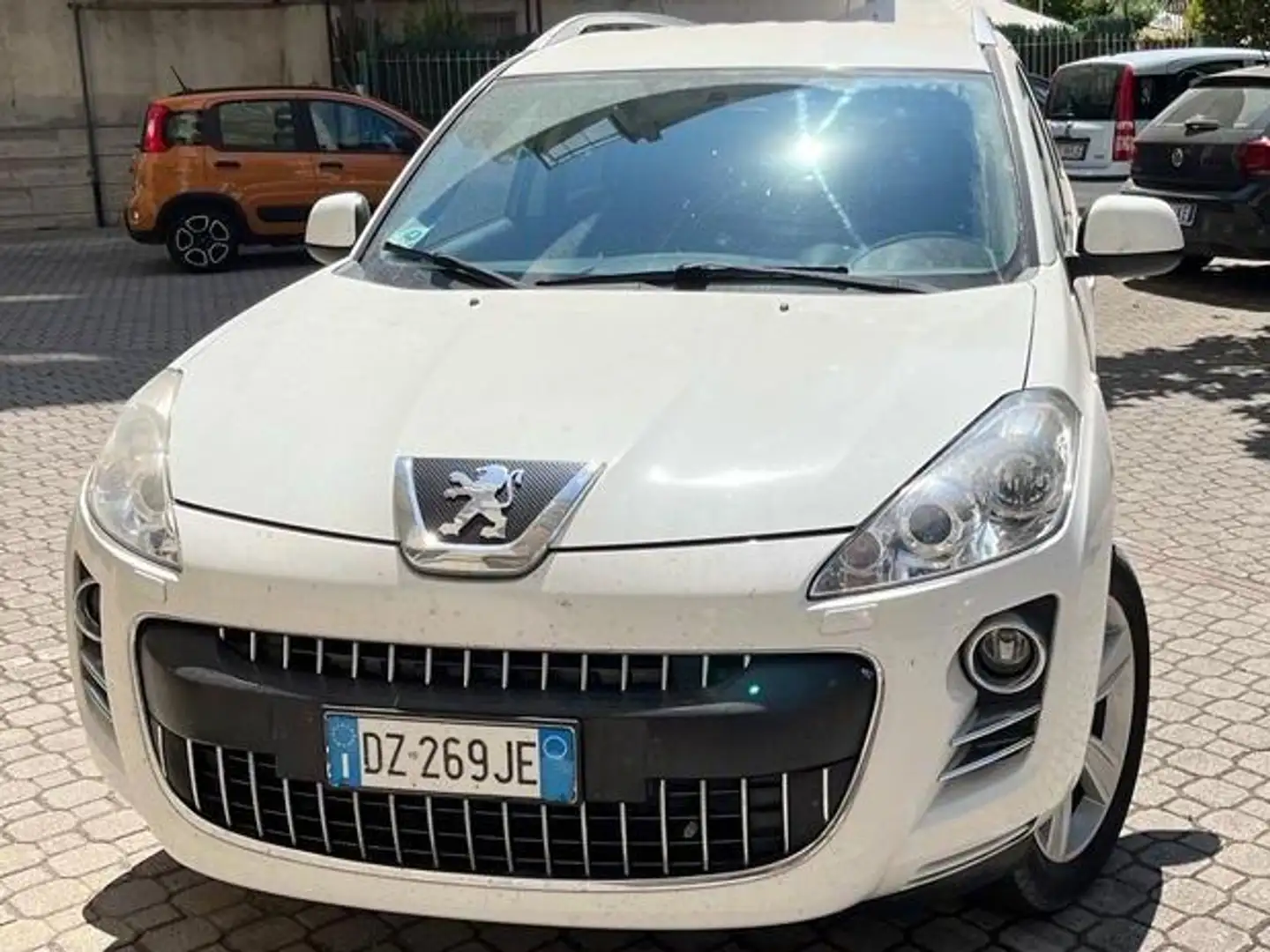 Peugeot 4007 4007 2.2 hdi 16v Feline fap Bianco - 2