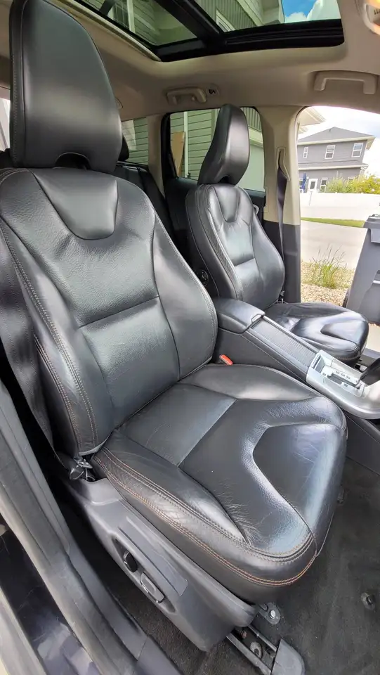 Volvo XC60 photo Volvo XC60