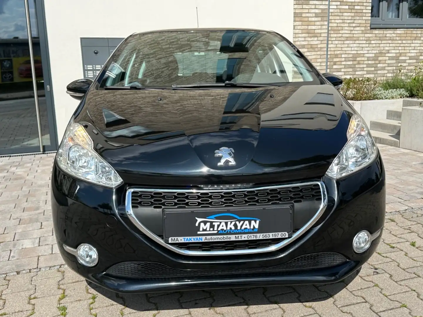 Peugeot 208 Active*1.Hand*53 tkm*Scheckheft* Nero - 2