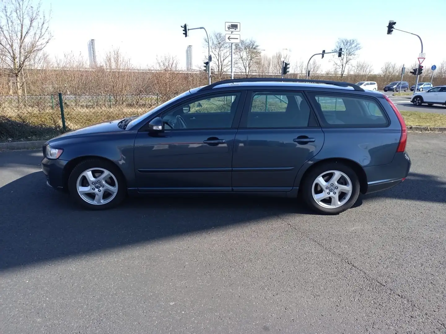 Volvo V50 DPF DRIVe Kinetic - 2