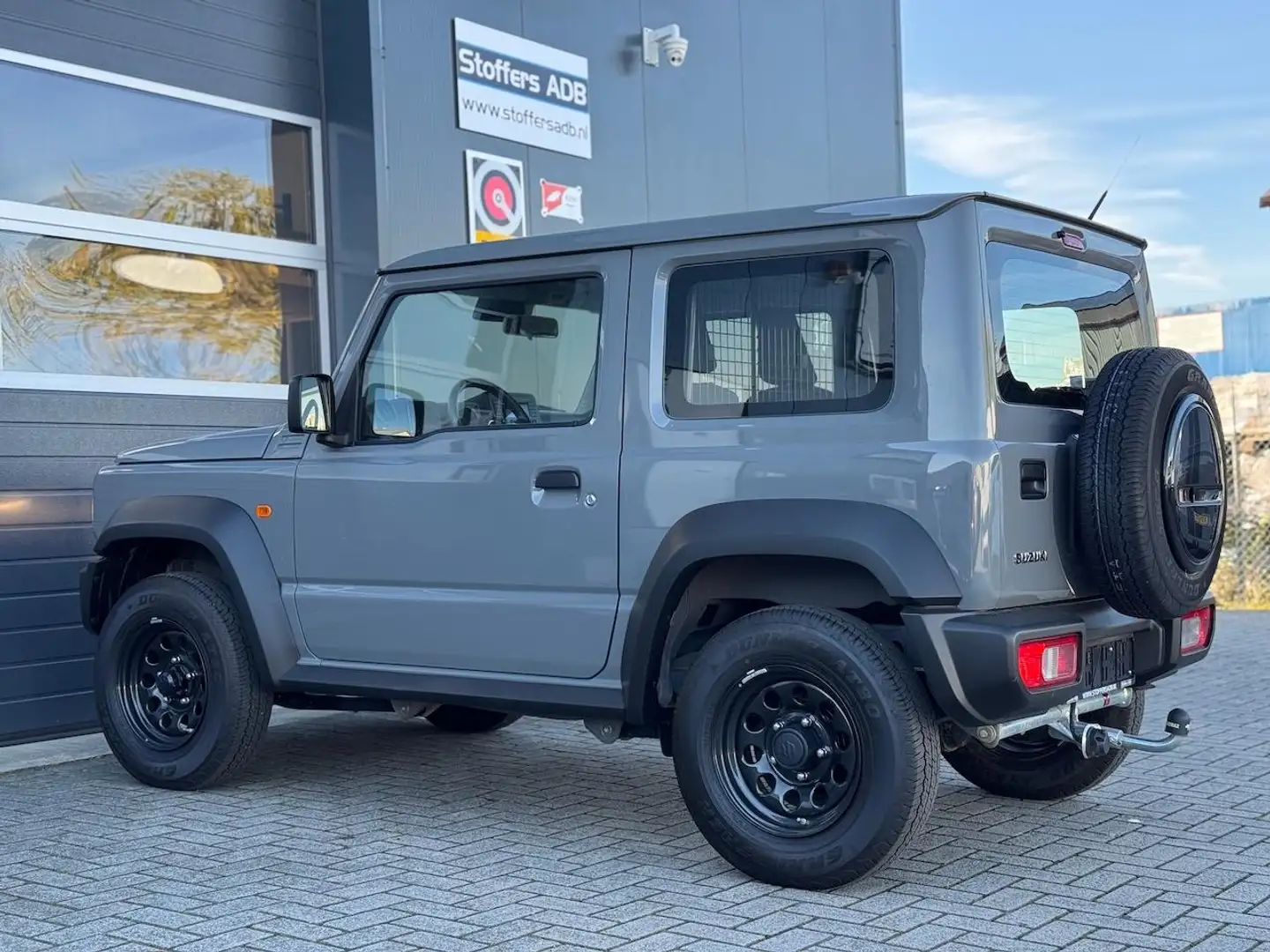 Suzuki Jimny 1.5 AllGrip | BTW AUTO ! | GRIJS KENTEKEN | TREKHA Grijs - 2