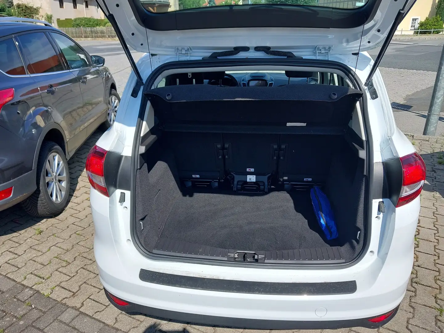 Ford C-Max Titanium Blanc - 1