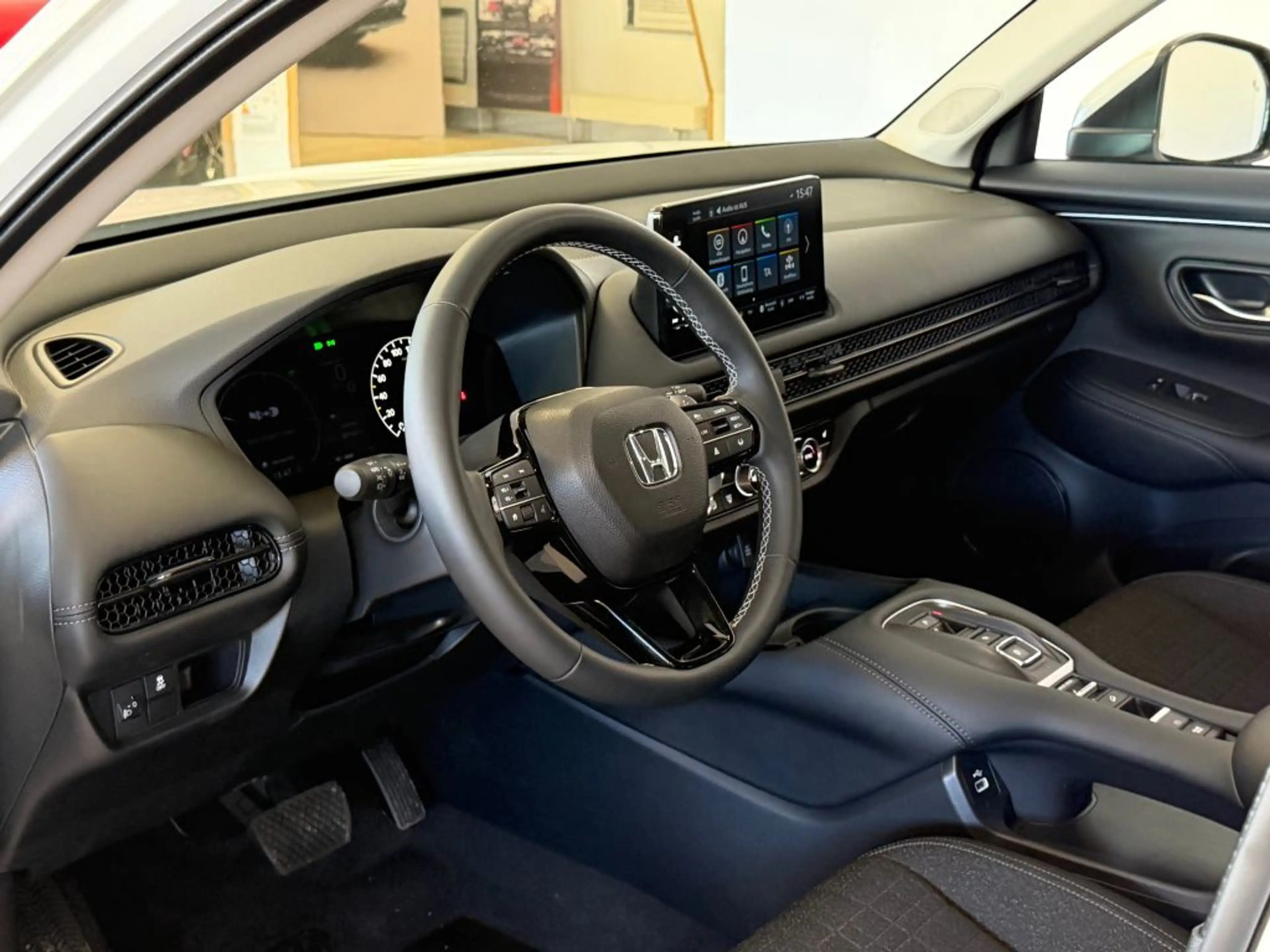 Honda ZR-V e:HEV 2.0 i-MMD Hybrid Elegance — photo 5