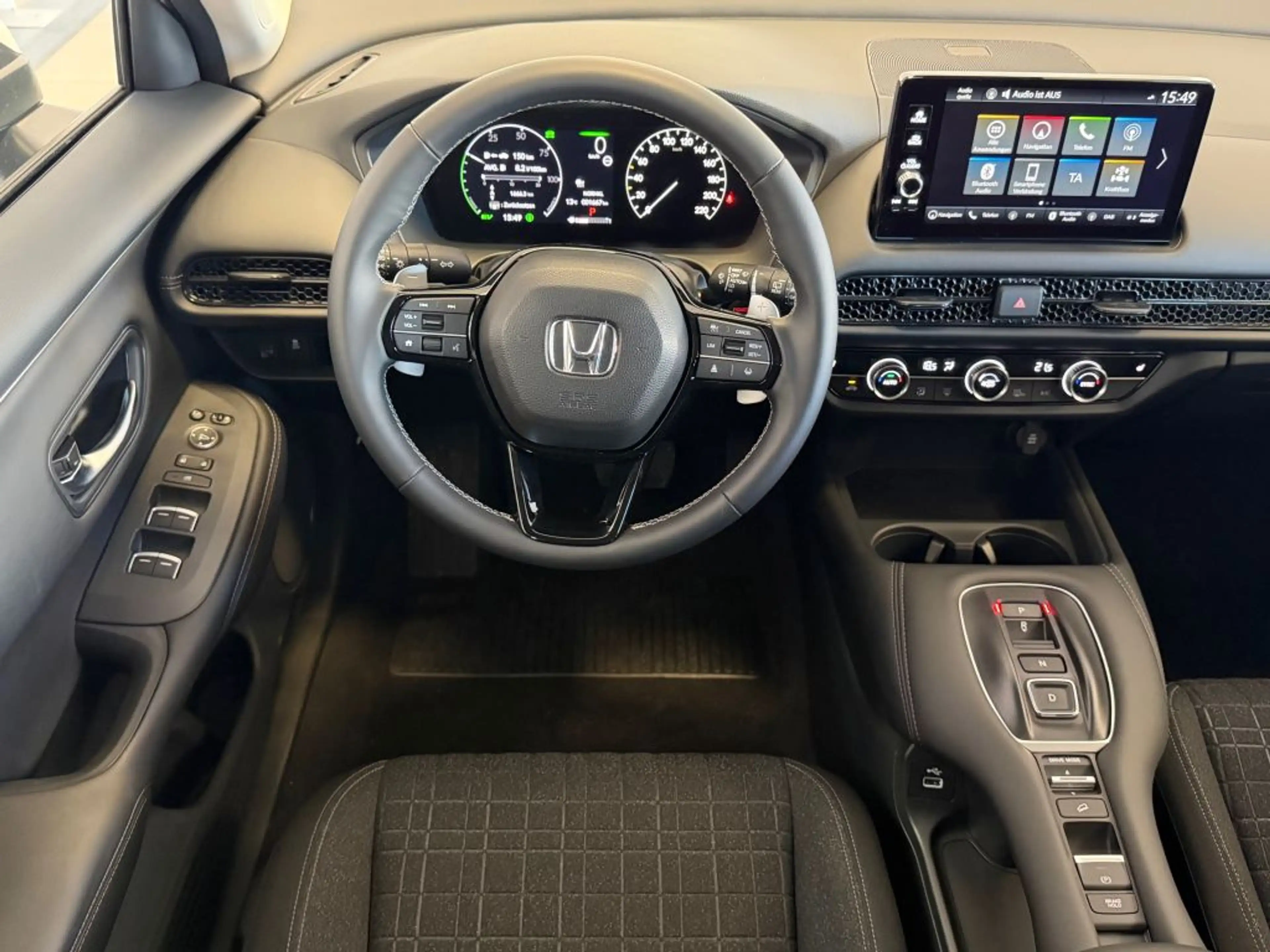 Honda ZR-V e:HEV 2.0 i-MMD Hybrid Elegance — photo 15