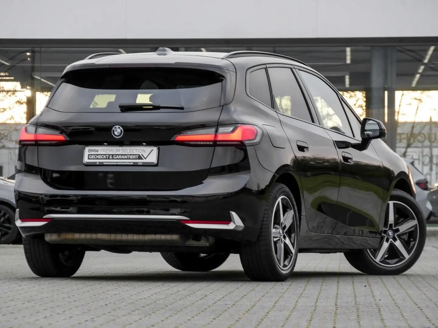 BMW 230 e xDrive H/K+HuD+HuD+DA+DA PLUS+360° Schwarz - 2