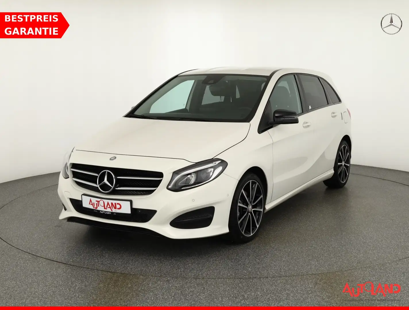 Mercedes-Benz B 150 B220 Urban 7G-DCT 4-Matic LED Navi Sitzheizung Weiß - 1