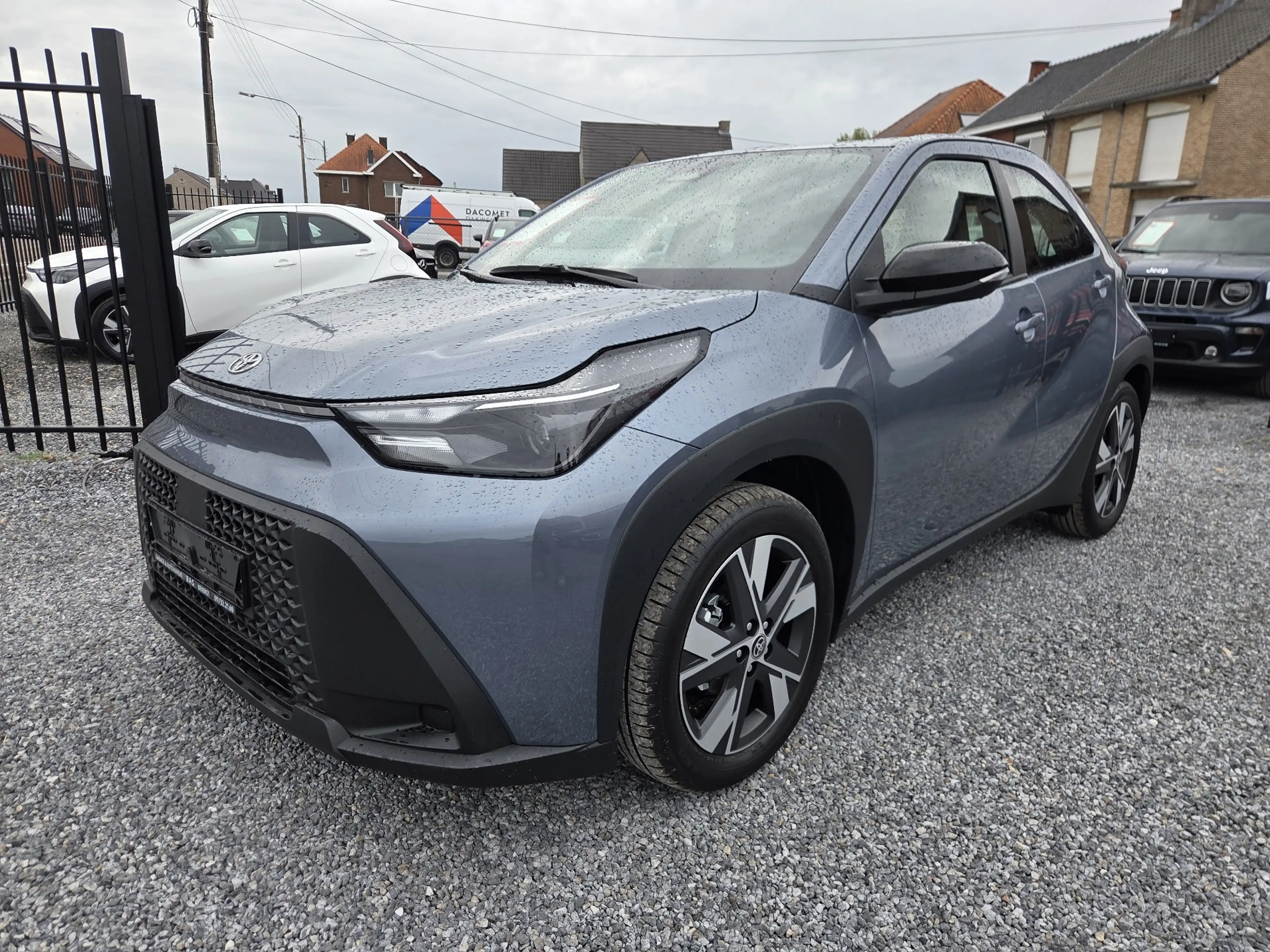 Toyota Aygo X Aygo X Hybrid 1.5i VVT-i Play E-CVT (85 kW) Play