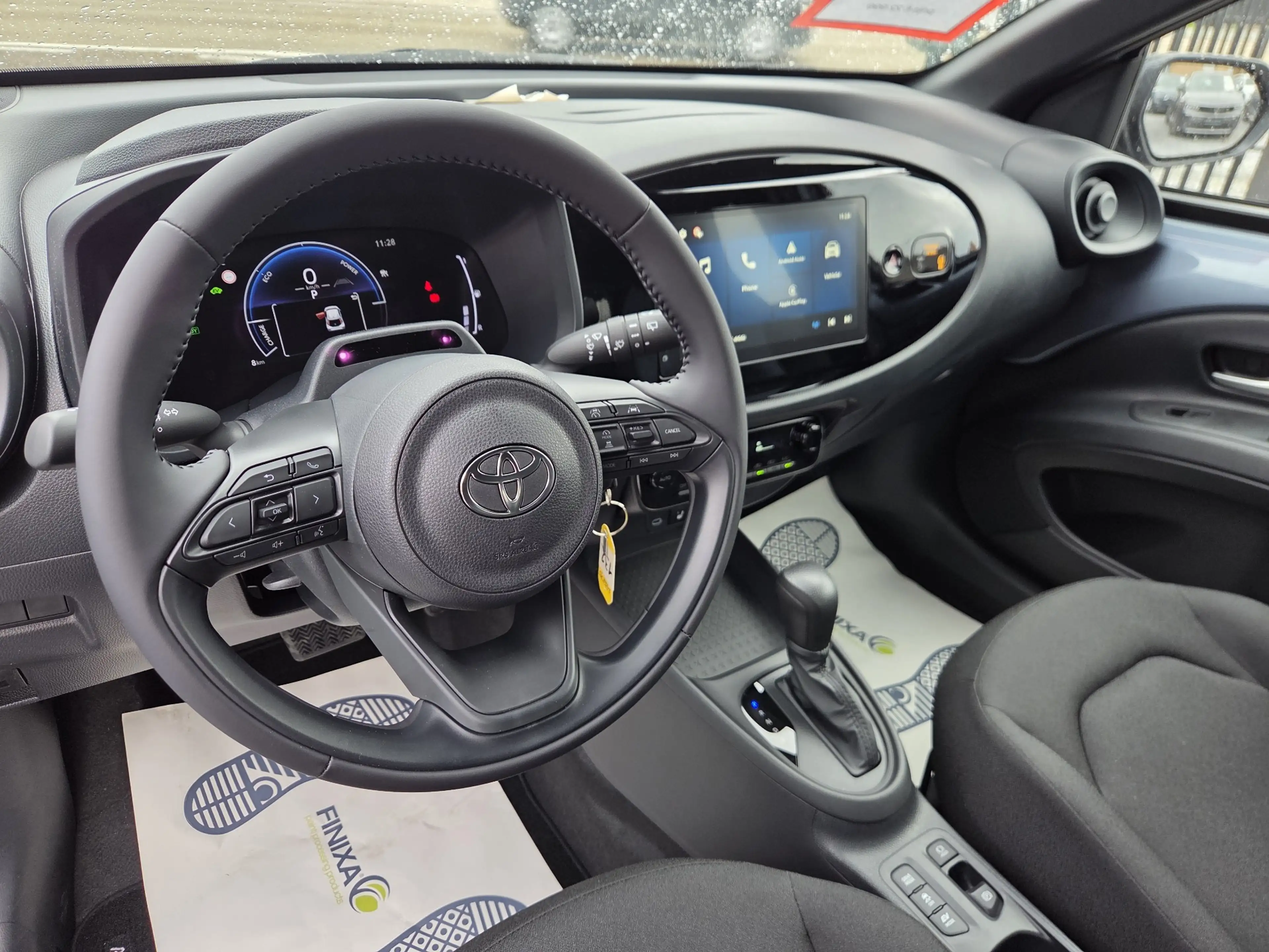 Toyota Aygo X Aygo X Hybrid 1.5i VVT-i Play E-CVT (85 kW) Play — photo 9