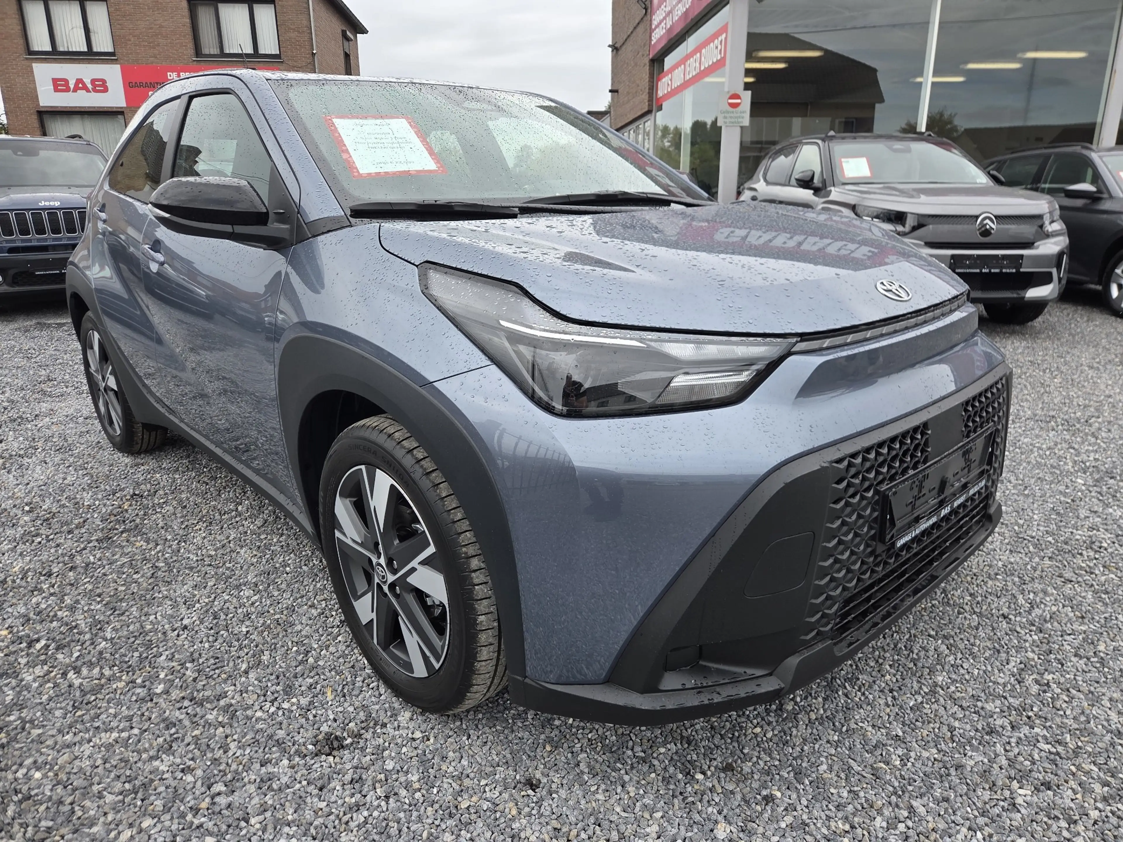 Toyota Aygo X Aygo X Hybrid 1.5i VVT-i Play E-CVT (85 kW) Play — photo 3