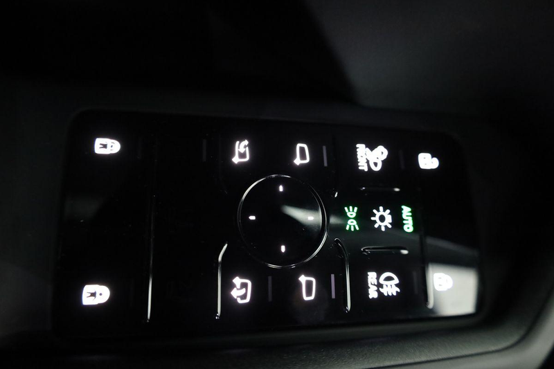Audi Q5 TDI quattro S-Tronic, neues Modell, AHK, Navi, Led — photo 9