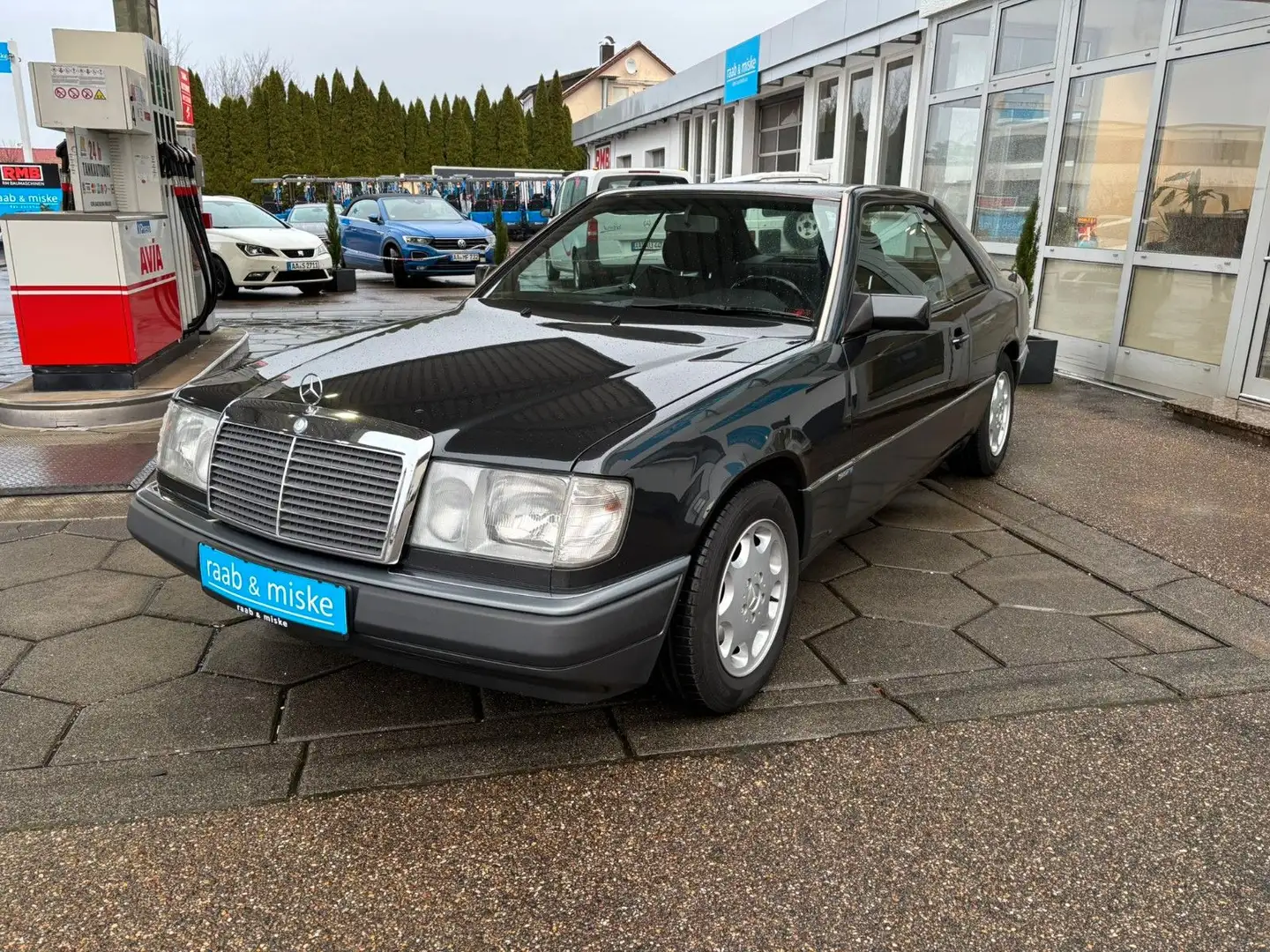Mercedes-Benz 300 CE *H-Zulassung/SHZ/ Gri - 2