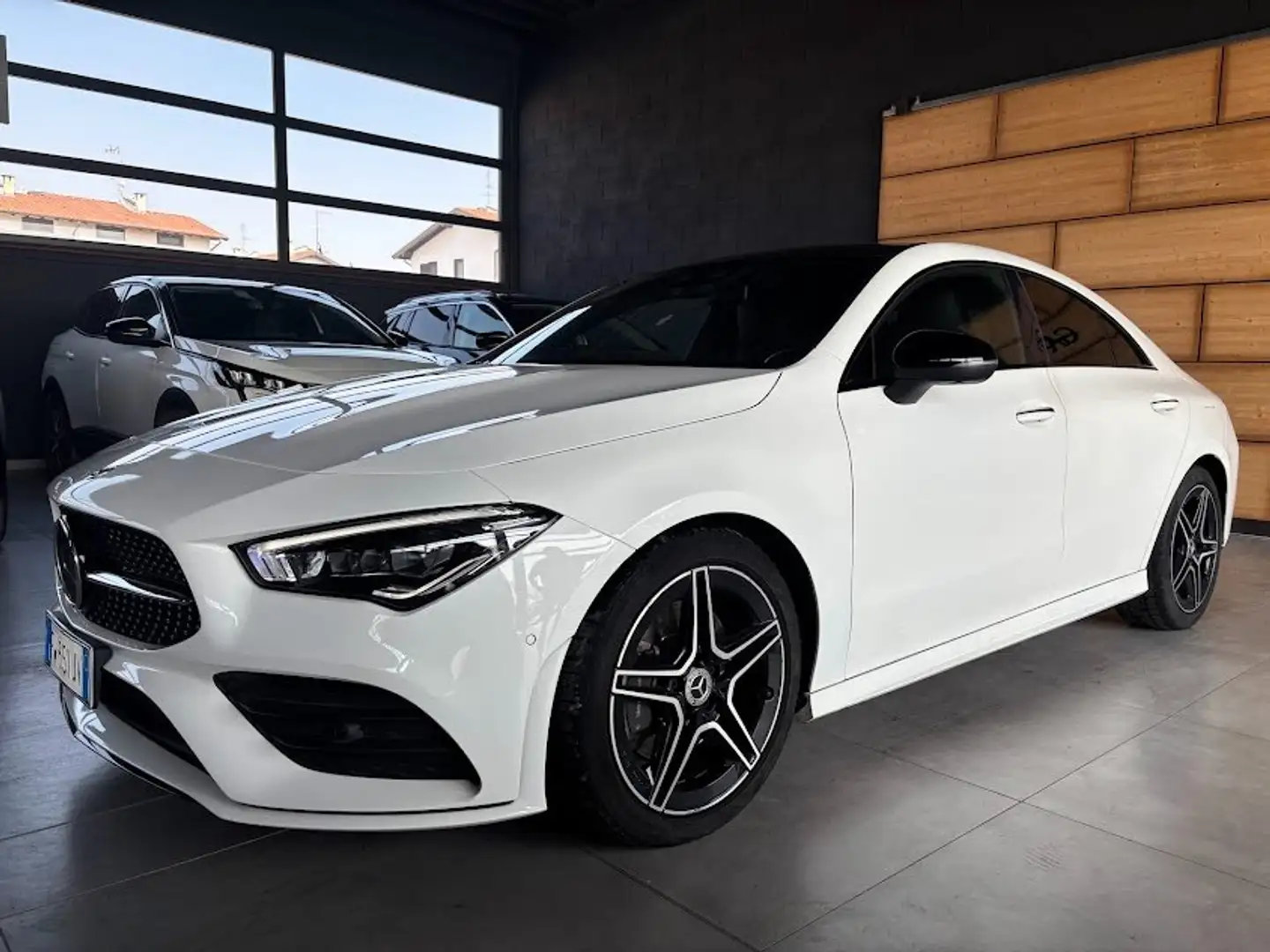 Mercedes-Benz CLA 220 Premium 4matic 80.000KM + TETTO Bianco - 1