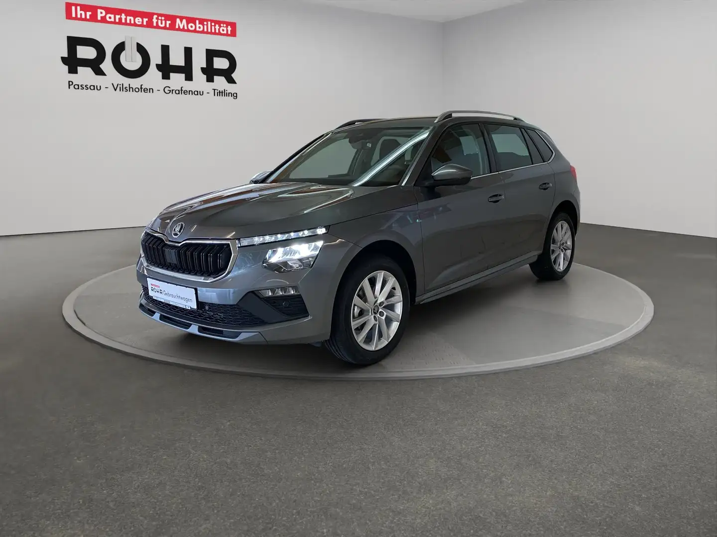 Skoda Kamiq Selection 130 Jahre 1.5 TSI DSG (Garantie 08/2030. Grau - 2